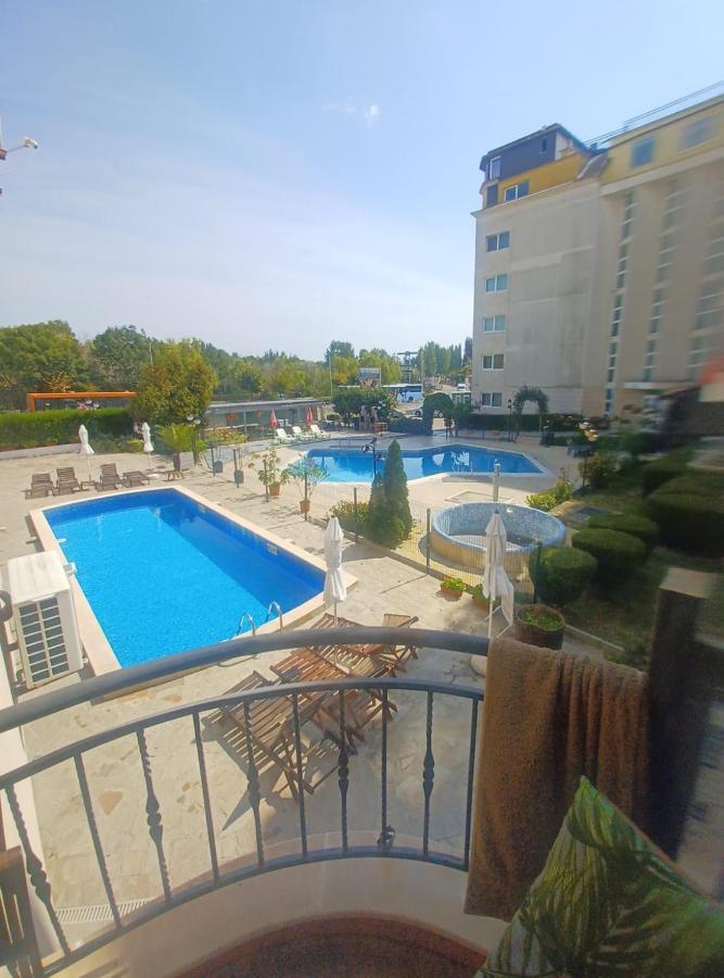 Luxury Breeze Apartment Sunny Beach Buitenkant foto