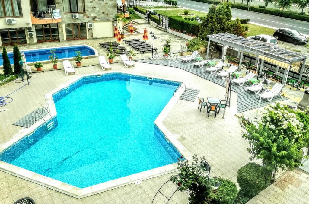 Luxury Breeze Apartment Sunny Beach Buitenkant foto