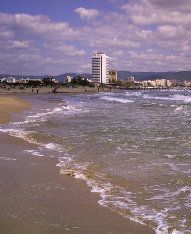 Luxury Breeze Apartment Sunny Beach Buitenkant foto